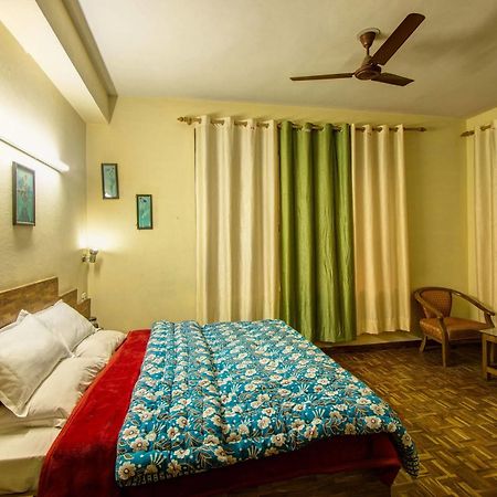Kalinga Grand Hotel Manāli Zewnętrze zdjęcie
